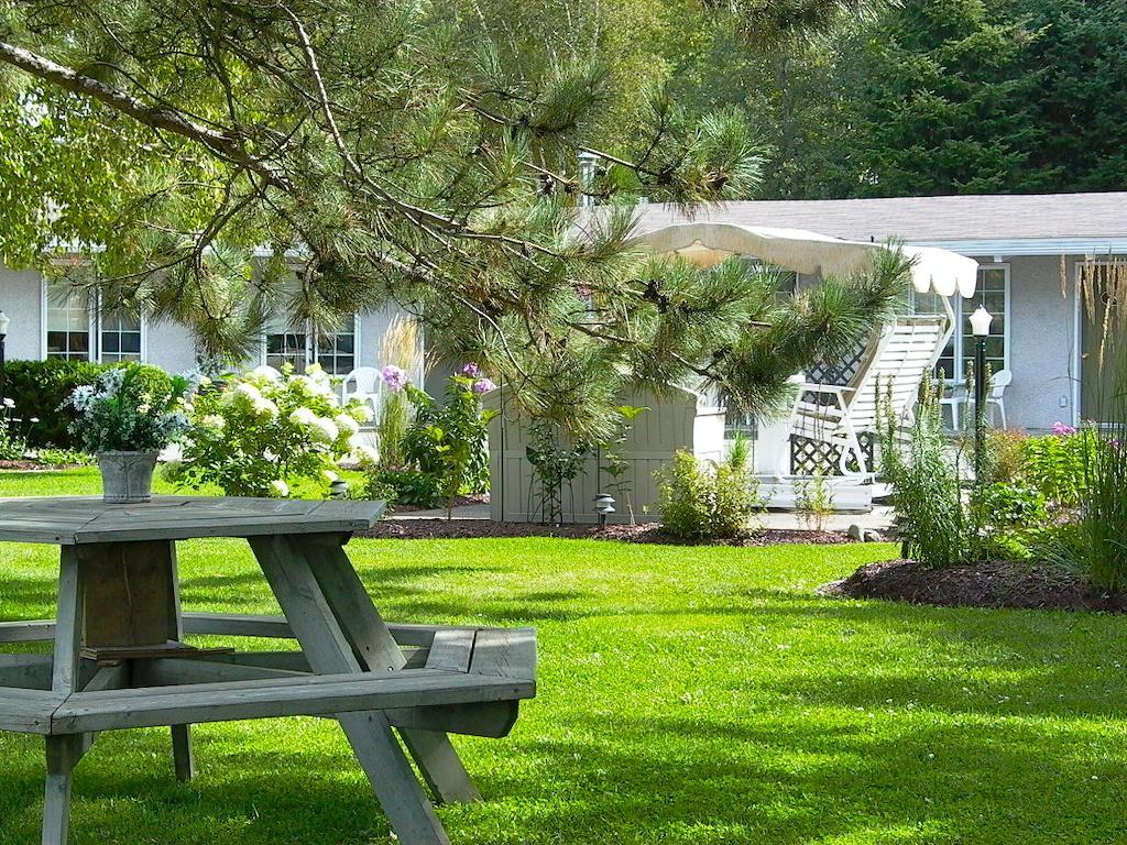 Motel La Cheminee Saint-Jerome Εξωτερικό φωτογραφία